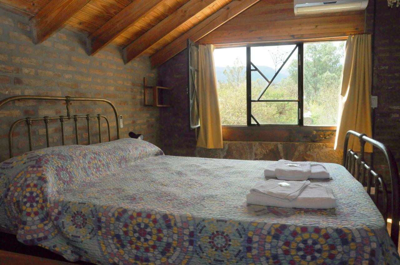 La Toma Complejo De Montana - Cabanas Y Habitaciones En Hosteria 米娜克拉韦罗 外观 照片
