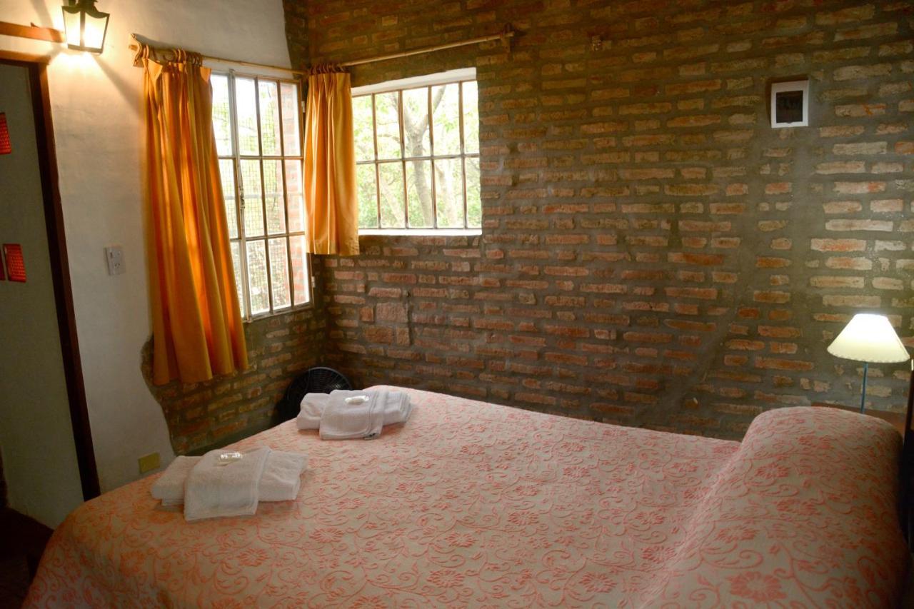 La Toma Complejo De Montana - Cabanas Y Habitaciones En Hosteria 米娜克拉韦罗 外观 照片