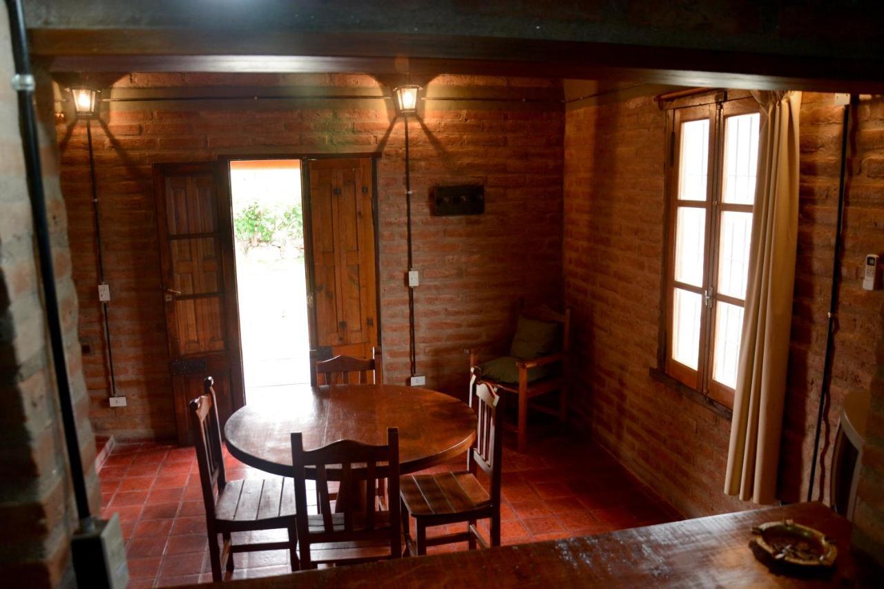 La Toma Complejo De Montana - Cabanas Y Habitaciones En Hosteria 米娜克拉韦罗 外观 照片